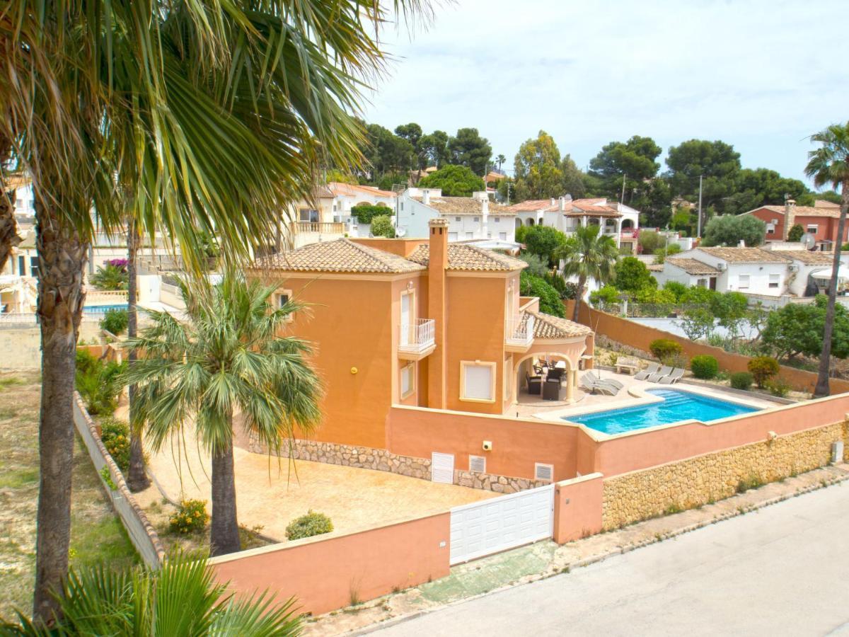 Villa Nadaltenis By Interhome กัลเป ภายนอก รูปภาพ